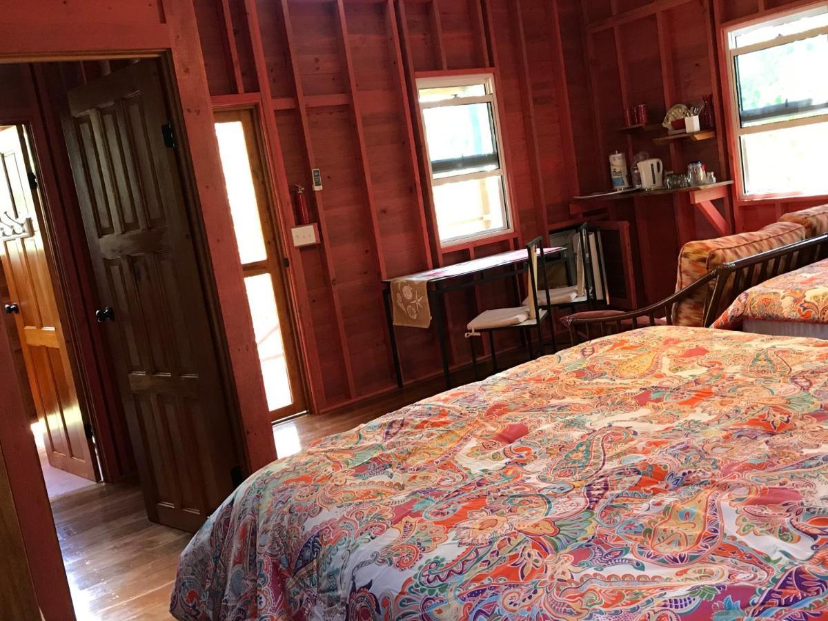 Maya Hill Lodge Black Man Eddy Εξωτερικό φωτογραφία